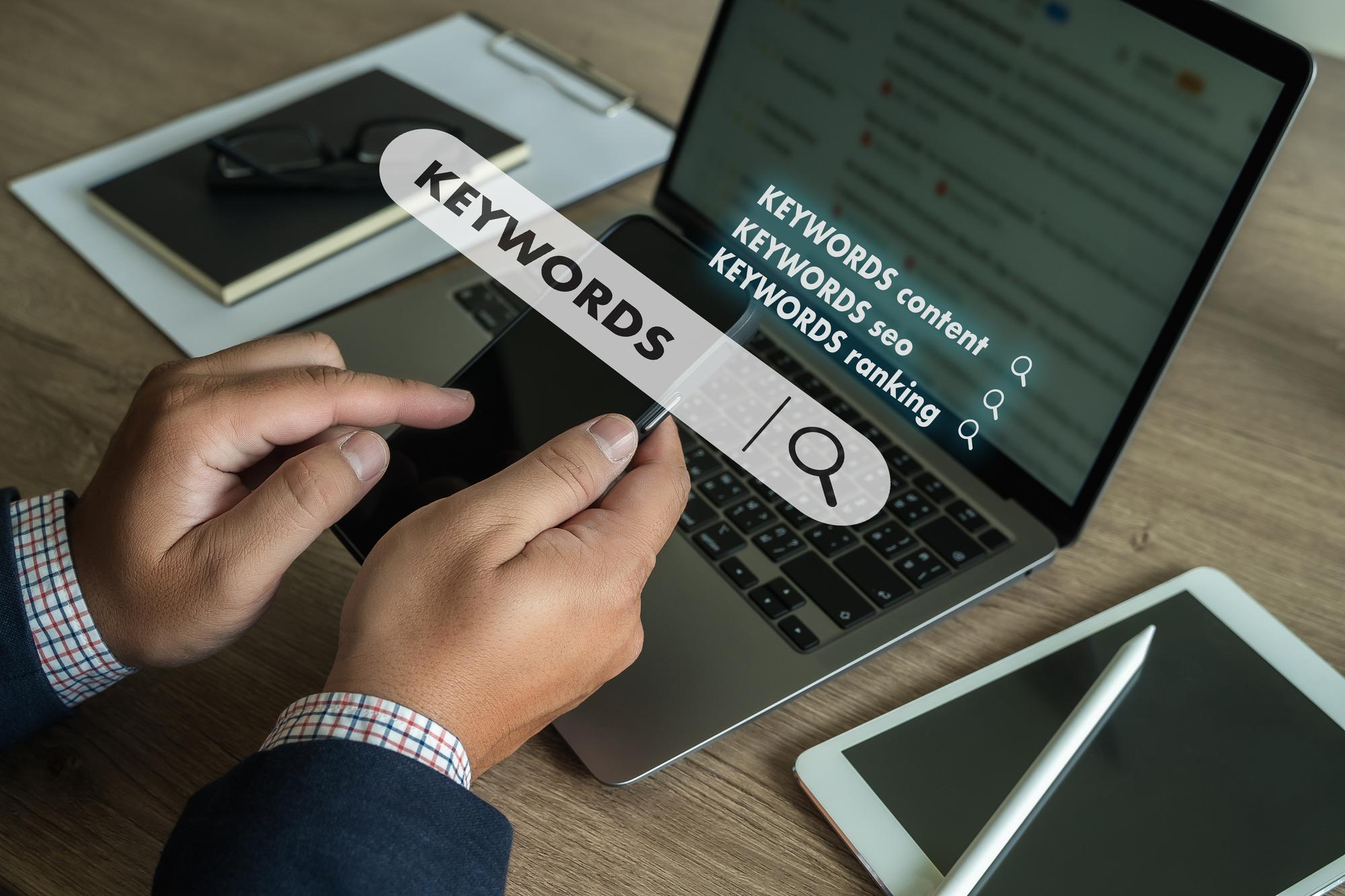 businessmanman-search-website-content-keywords-laptop-browse-office-optimize-seo-engine_36325-4300