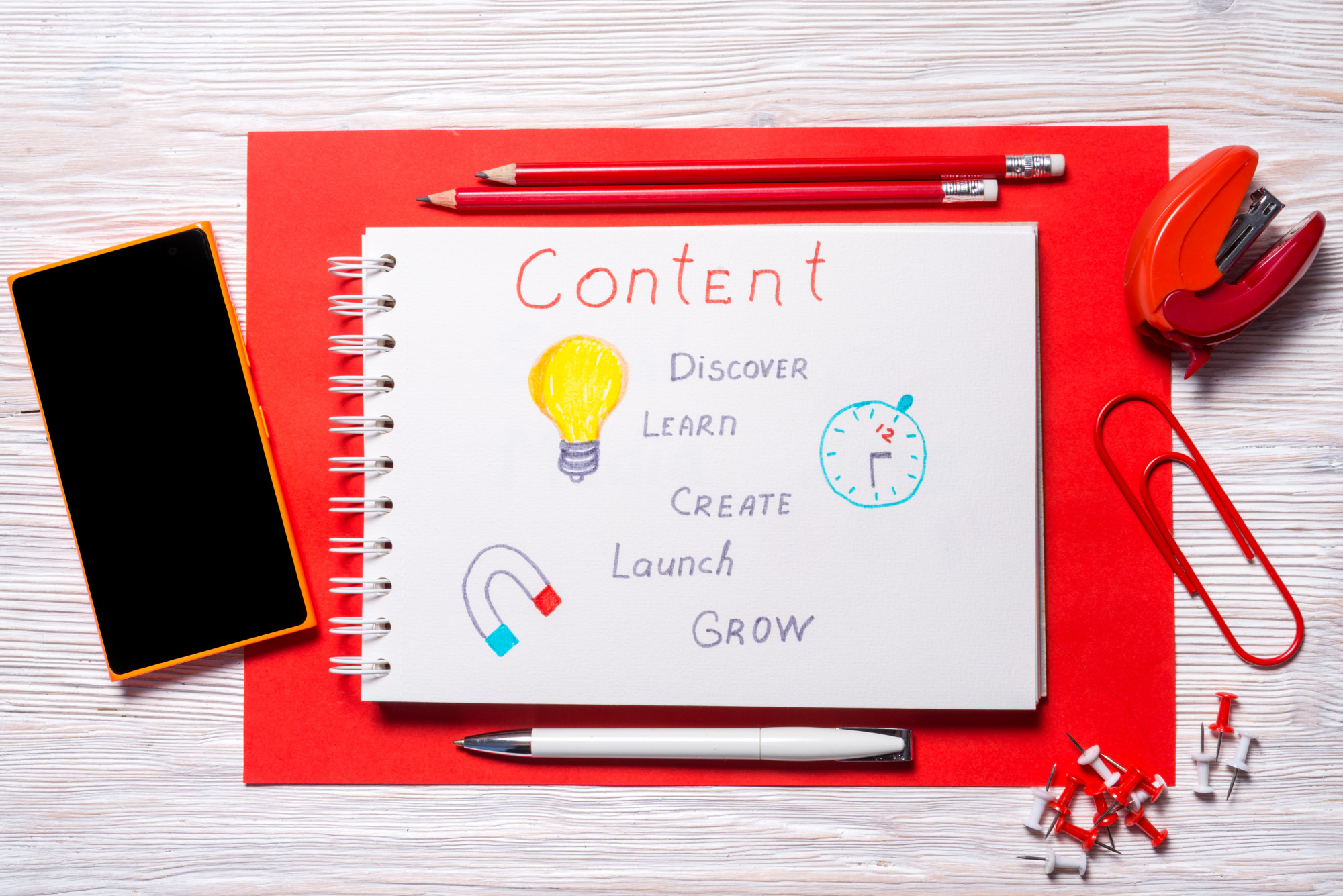 spiral-notebook-social-media_181654-1532